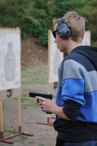 100000172837722 976427