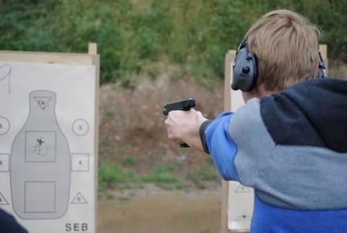 100000172837722 976429